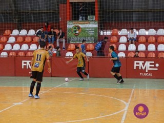 
<a style='margin-left: 5px;' class='btn btn-xs btn-social btn-facebook' href='https://www.facebook.com/sharer/sharer.php?u=https://ko-boladovale.web.getmuller.com.br/imgs/800-800-90/conteudo/fotos/1265/dsc01037.jpg' rel='popup' data-width='500' data-height='400'><i class='fa fa-facebook'></i>Compartilhar <span class='hidden-xs'>no Facebook</span>
</a> 
<a class='btn btn-default btn-xs' target='_blank' href='imgs/800-800-90/conteudo/fotos/1265/dsc01037.jpg'>
<span class='glyphicon glyphicon-cloud-download'></span> Salvar
</a> 
<span></span>