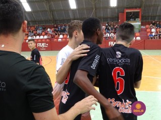 
<a style='margin-left: 5px;' class='btn btn-xs btn-social btn-facebook' href='https://www.facebook.com/sharer/sharer.php?u=https://ko-boladovale.web.getmuller.com.br/imgs/800-800-90/conteudo/fotos/1268/dsc01158.jpg' rel='popup' data-width='500' data-height='400'><i class='fa fa-facebook'></i>Compartilhar <span class='hidden-xs'>no Facebook</span>
</a> 
<a class='btn btn-default btn-xs' target='_blank' href='imgs/800-800-90/conteudo/fotos/1268/dsc01158.jpg'>
<span class='glyphicon glyphicon-cloud-download'></span> Salvar
</a> 
<span></span>