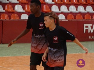 
<a style='margin-left: 5px;' class='btn btn-xs btn-social btn-facebook' href='https://www.facebook.com/sharer/sharer.php?u=https://ko-boladovale.web.getmuller.com.br/imgs/800-800-90/conteudo/fotos/1268/dsc01173.jpg' rel='popup' data-width='500' data-height='400'><i class='fa fa-facebook'></i>Compartilhar <span class='hidden-xs'>no Facebook</span>
</a> 
<a class='btn btn-default btn-xs' target='_blank' href='imgs/800-800-90/conteudo/fotos/1268/dsc01173.jpg'>
<span class='glyphicon glyphicon-cloud-download'></span> Salvar
</a> 
<span></span>