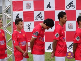 
<a style='margin-left: 5px;' class='btn btn-xs btn-social btn-facebook' href='https://www.facebook.com/sharer/sharer.php?u=https://ko-boladovale.web.getmuller.com.br/imgs/800-800-90/conteudo/fotos/1269/dsc01205.jpg' rel='popup' data-width='500' data-height='400'><i class='fa fa-facebook'></i>Compartilhar <span class='hidden-xs'>no Facebook</span>
</a> 
<a class='btn btn-default btn-xs' target='_blank' href='imgs/800-800-90/conteudo/fotos/1269/dsc01205.jpg'>
<span class='glyphicon glyphicon-cloud-download'></span> Salvar
</a> 
<span></span>