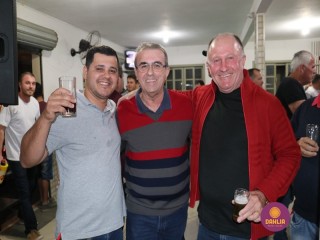 
<a style='margin-left: 5px;' class='btn btn-xs btn-social btn-facebook' href='https://www.facebook.com/sharer/sharer.php?u=https://ko-boladovale.web.getmuller.com.br/imgs/800-800-90/conteudo/fotos/1270/img1536.jpg' rel='popup' data-width='500' data-height='400'><i class='fa fa-facebook'></i>Compartilhar <span class='hidden-xs'>no Facebook</span>
</a> 
<a class='btn btn-default btn-xs' target='_blank' href='imgs/800-800-90/conteudo/fotos/1270/img1536.jpg'>
<span class='glyphicon glyphicon-cloud-download'></span> Salvar
</a> 
<span></span>