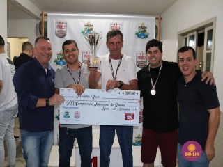 
<a style='margin-left: 5px;' class='btn btn-xs btn-social btn-facebook' href='https://www.facebook.com/sharer/sharer.php?u=https://ko-boladovale.web.getmuller.com.br/imgs/800-800-90/conteudo/fotos/1270/img1543.jpg' rel='popup' data-width='500' data-height='400'><i class='fa fa-facebook'></i>Compartilhar <span class='hidden-xs'>no Facebook</span>
</a> 
<a class='btn btn-default btn-xs' target='_blank' href='imgs/800-800-90/conteudo/fotos/1270/img1543.jpg'>
<span class='glyphicon glyphicon-cloud-download'></span> Salvar
</a> 
<span></span>