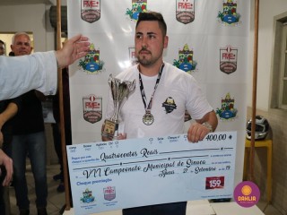 
<a style='margin-left: 5px;' class='btn btn-xs btn-social btn-facebook' href='https://www.facebook.com/sharer/sharer.php?u=https://ko-boladovale.web.getmuller.com.br/imgs/800-800-90/conteudo/fotos/1270/img1553.jpg' rel='popup' data-width='500' data-height='400'><i class='fa fa-facebook'></i>Compartilhar <span class='hidden-xs'>no Facebook</span>
</a> 
<a class='btn btn-default btn-xs' target='_blank' href='imgs/800-800-90/conteudo/fotos/1270/img1553.jpg'>
<span class='glyphicon glyphicon-cloud-download'></span> Salvar
</a> 
<span></span>