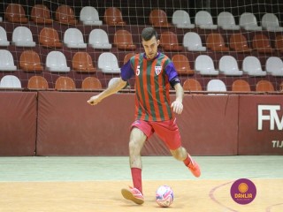 
<a style='margin-left: 5px;' class='btn btn-xs btn-social btn-facebook' href='https://www.facebook.com/sharer/sharer.php?u=https://ko-boladovale.web.getmuller.com.br/imgs/800-800-90/conteudo/fotos/1271/img1761.jpg' rel='popup' data-width='500' data-height='400'><i class='fa fa-facebook'></i>Compartilhar <span class='hidden-xs'>no Facebook</span>
</a> 
<a class='btn btn-default btn-xs' target='_blank' href='imgs/800-800-90/conteudo/fotos/1271/img1761.jpg'>
<span class='glyphicon glyphicon-cloud-download'></span> Salvar
</a> 
<span></span>