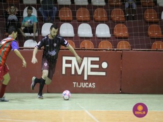 
<a style='margin-left: 5px;' class='btn btn-xs btn-social btn-facebook' href='https://www.facebook.com/sharer/sharer.php?u=https://ko-boladovale.web.getmuller.com.br/imgs/800-800-90/conteudo/fotos/1271/img1766.jpg' rel='popup' data-width='500' data-height='400'><i class='fa fa-facebook'></i>Compartilhar <span class='hidden-xs'>no Facebook</span>
</a> 
<a class='btn btn-default btn-xs' target='_blank' href='imgs/800-800-90/conteudo/fotos/1271/img1766.jpg'>
<span class='glyphicon glyphicon-cloud-download'></span> Salvar
</a> 
<span></span>