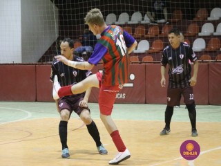 
<a style='margin-left: 5px;' class='btn btn-xs btn-social btn-facebook' href='https://www.facebook.com/sharer/sharer.php?u=https://ko-boladovale.web.getmuller.com.br/imgs/800-800-90/conteudo/fotos/1271/img1772.jpg' rel='popup' data-width='500' data-height='400'><i class='fa fa-facebook'></i>Compartilhar <span class='hidden-xs'>no Facebook</span>
</a> 
<a class='btn btn-default btn-xs' target='_blank' href='imgs/800-800-90/conteudo/fotos/1271/img1772.jpg'>
<span class='glyphicon glyphicon-cloud-download'></span> Salvar
</a> 
<span></span>