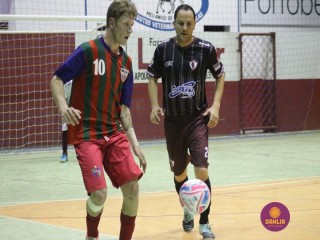 
<a style='margin-left: 5px;' class='btn btn-xs btn-social btn-facebook' href='https://www.facebook.com/sharer/sharer.php?u=https://ko-boladovale.web.getmuller.com.br/imgs/800-800-90/conteudo/fotos/1271/img1781.jpg' rel='popup' data-width='500' data-height='400'><i class='fa fa-facebook'></i>Compartilhar <span class='hidden-xs'>no Facebook</span>
</a> 
<a class='btn btn-default btn-xs' target='_blank' href='imgs/800-800-90/conteudo/fotos/1271/img1781.jpg'>
<span class='glyphicon glyphicon-cloud-download'></span> Salvar
</a> 
<span></span>