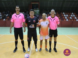 
<a style='margin-left: 5px;' class='btn btn-xs btn-social btn-facebook' href='https://www.facebook.com/sharer/sharer.php?u=https://ko-boladovale.web.getmuller.com.br/imgs/800-800-90/conteudo/fotos/1272/img1814.jpg' rel='popup' data-width='500' data-height='400'><i class='fa fa-facebook'></i>Compartilhar <span class='hidden-xs'>no Facebook</span>
</a> 
<a class='btn btn-default btn-xs' target='_blank' href='imgs/800-800-90/conteudo/fotos/1272/img1814.jpg'>
<span class='glyphicon glyphicon-cloud-download'></span> Salvar
</a> 
<span></span>