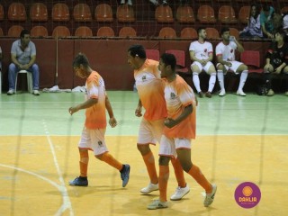 
<a style='margin-left: 5px;' class='btn btn-xs btn-social btn-facebook' href='https://www.facebook.com/sharer/sharer.php?u=https://ko-boladovale.web.getmuller.com.br/imgs/800-800-90/conteudo/fotos/1272/img1836.jpg' rel='popup' data-width='500' data-height='400'><i class='fa fa-facebook'></i>Compartilhar <span class='hidden-xs'>no Facebook</span>
</a> 
<a class='btn btn-default btn-xs' target='_blank' href='imgs/800-800-90/conteudo/fotos/1272/img1836.jpg'>
<span class='glyphicon glyphicon-cloud-download'></span> Salvar
</a> 
<span></span>