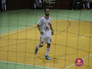 
<a style='margin-left: 5px;' class='btn btn-xs btn-social btn-facebook' href='https://www.facebook.com/sharer/sharer.php?u=https://ko-boladovale.web.getmuller.com.br/imgs/800-800-90/conteudo/fotos/1272/img1844.jpg' rel='popup' data-width='500' data-height='400'><i class='fa fa-facebook'></i>Compartilhar <span class='hidden-xs'>no Facebook</span>
</a> 
<a class='btn btn-default btn-xs' target='_blank' href='imgs/800-800-90/conteudo/fotos/1272/img1844.jpg'>
<span class='glyphicon glyphicon-cloud-download'></span> Salvar
</a> 
<span></span>