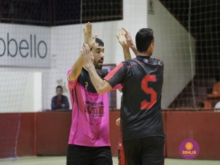 
<a style='margin-left: 5px;' class='btn btn-xs btn-social btn-facebook' href='https://www.facebook.com/sharer/sharer.php?u=https://ko-boladovale.web.getmuller.com.br/imgs/800-800-90/conteudo/fotos/1273/img1885.jpg' rel='popup' data-width='500' data-height='400'><i class='fa fa-facebook'></i>Compartilhar <span class='hidden-xs'>no Facebook</span>
</a> 
<a class='btn btn-default btn-xs' target='_blank' href='imgs/800-800-90/conteudo/fotos/1273/img1885.jpg'>
<span class='glyphicon glyphicon-cloud-download'></span> Salvar
</a> 
<span></span>