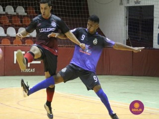 
<a style='margin-left: 5px;' class='btn btn-xs btn-social btn-facebook' href='https://www.facebook.com/sharer/sharer.php?u=https://ko-boladovale.web.getmuller.com.br/imgs/800-800-90/conteudo/fotos/1273/img1903.jpg' rel='popup' data-width='500' data-height='400'><i class='fa fa-facebook'></i>Compartilhar <span class='hidden-xs'>no Facebook</span>
</a> 
<a class='btn btn-default btn-xs' target='_blank' href='imgs/800-800-90/conteudo/fotos/1273/img1903.jpg'>
<span class='glyphicon glyphicon-cloud-download'></span> Salvar
</a> 
<span></span>