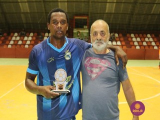 
<a style='margin-left: 5px;' class='btn btn-xs btn-social btn-facebook' href='https://www.facebook.com/sharer/sharer.php?u=https://ko-boladovale.web.getmuller.com.br/imgs/800-800-90/conteudo/fotos/1275/img2038.jpg' rel='popup' data-width='500' data-height='400'><i class='fa fa-facebook'></i>Compartilhar <span class='hidden-xs'>no Facebook</span>
</a> 
<a class='btn btn-default btn-xs' target='_blank' href='imgs/800-800-90/conteudo/fotos/1275/img2038.jpg'>
<span class='glyphicon glyphicon-cloud-download'></span> Salvar
</a> 
<span></span>