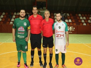 
<a style='margin-left: 5px;' class='btn btn-xs btn-social btn-facebook' href='https://www.facebook.com/sharer/sharer.php?u=https://ko-boladovale.web.getmuller.com.br/imgs/800-800-90/conteudo/fotos/1276/img2043.jpg' rel='popup' data-width='500' data-height='400'><i class='fa fa-facebook'></i>Compartilhar <span class='hidden-xs'>no Facebook</span>
</a> 
<a class='btn btn-default btn-xs' target='_blank' href='imgs/800-800-90/conteudo/fotos/1276/img2043.jpg'>
<span class='glyphicon glyphicon-cloud-download'></span> Salvar
</a> 
<span></span>