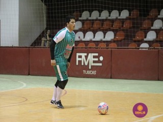 
<a style='margin-left: 5px;' class='btn btn-xs btn-social btn-facebook' href='https://www.facebook.com/sharer/sharer.php?u=https://ko-boladovale.web.getmuller.com.br/imgs/800-800-90/conteudo/fotos/1276/img2119.jpg' rel='popup' data-width='500' data-height='400'><i class='fa fa-facebook'></i>Compartilhar <span class='hidden-xs'>no Facebook</span>
</a> 
<a class='btn btn-default btn-xs' target='_blank' href='imgs/800-800-90/conteudo/fotos/1276/img2119.jpg'>
<span class='glyphicon glyphicon-cloud-download'></span> Salvar
</a> 
<span></span>