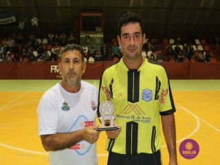 
<a style='margin-left: 5px;' class='btn btn-xs btn-social btn-facebook' href='https://www.facebook.com/sharer/sharer.php?u=https://ko-boladovale.web.getmuller.com.br/imgs/800-800-90/conteudo/fotos/1277/img2176.jpg' rel='popup' data-width='500' data-height='400'><i class='fa fa-facebook'></i>Compartilhar <span class='hidden-xs'>no Facebook</span>
</a> 
<a class='btn btn-default btn-xs' target='_blank' href='imgs/800-800-90/conteudo/fotos/1277/img2176.jpg'>
<span class='glyphicon glyphicon-cloud-download'></span> Salvar
</a> 
<span></span>