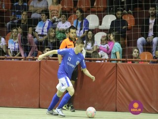 
<a style='margin-left: 5px;' class='btn btn-xs btn-social btn-facebook' href='https://www.facebook.com/sharer/sharer.php?u=https://ko-boladovale.web.getmuller.com.br/imgs/800-800-90/conteudo/fotos/1278/img2194.jpg' rel='popup' data-width='500' data-height='400'><i class='fa fa-facebook'></i>Compartilhar <span class='hidden-xs'>no Facebook</span>
</a> 
<a class='btn btn-default btn-xs' target='_blank' href='imgs/800-800-90/conteudo/fotos/1278/img2194.jpg'>
<span class='glyphicon glyphicon-cloud-download'></span> Salvar
</a> 
<span></span>