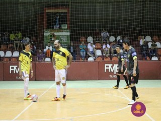 
<a style='margin-left: 5px;' class='btn btn-xs btn-social btn-facebook' href='https://www.facebook.com/sharer/sharer.php?u=https://ko-boladovale.web.getmuller.com.br/imgs/800-800-90/conteudo/fotos/1279/img2285.jpg' rel='popup' data-width='500' data-height='400'><i class='fa fa-facebook'></i>Compartilhar <span class='hidden-xs'>no Facebook</span>
</a> 
<a class='btn btn-default btn-xs' target='_blank' href='imgs/800-800-90/conteudo/fotos/1279/img2285.jpg'>
<span class='glyphicon glyphicon-cloud-download'></span> Salvar
</a> 
<span></span>