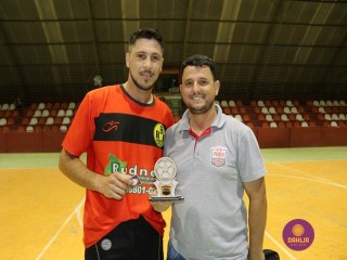 
<a style='margin-left: 5px;' class='btn btn-xs btn-social btn-facebook' href='https://www.facebook.com/sharer/sharer.php?u=https://ko-boladovale.web.getmuller.com.br/imgs/800-800-90/conteudo/fotos/1279/img2328.jpg' rel='popup' data-width='500' data-height='400'><i class='fa fa-facebook'></i>Compartilhar <span class='hidden-xs'>no Facebook</span>
</a> 
<a class='btn btn-default btn-xs' target='_blank' href='imgs/800-800-90/conteudo/fotos/1279/img2328.jpg'>
<span class='glyphicon glyphicon-cloud-download'></span> Salvar
</a> 
<span></span>