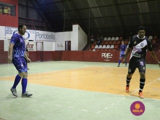 
<a style='margin-left: 5px;' class='btn btn-xs btn-social btn-facebook' href='https://www.facebook.com/sharer/sharer.php?u=https://ko-boladovale.web.getmuller.com.br/imgs/800-800-90/conteudo/fotos/1282/img3065.jpg' rel='popup' data-width='500' data-height='400'><i class='fa fa-facebook'></i>Compartilhar <span class='hidden-xs'>no Facebook</span>
</a> 
<a class='btn btn-default btn-xs' target='_blank' href='imgs/800-800-90/conteudo/fotos/1282/img3065.jpg'>
<span class='glyphicon glyphicon-cloud-download'></span> Salvar
</a> 
<span></span>