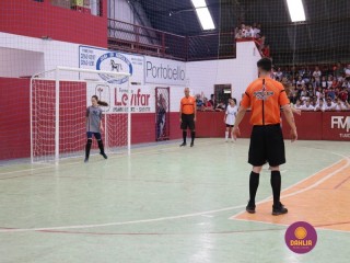 
<a style='margin-left: 5px;' class='btn btn-xs btn-social btn-facebook' href='https://www.facebook.com/sharer/sharer.php?u=https://ko-boladovale.web.getmuller.com.br/imgs/800-800-90/conteudo/fotos/1283/img2476.jpg' rel='popup' data-width='500' data-height='400'><i class='fa fa-facebook'></i>Compartilhar <span class='hidden-xs'>no Facebook</span>
</a> 
<a class='btn btn-default btn-xs' target='_blank' href='imgs/800-800-90/conteudo/fotos/1283/img2476.jpg'>
<span class='glyphicon glyphicon-cloud-download'></span> Salvar
</a> 
<span></span>