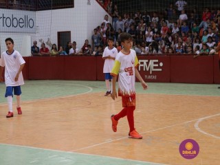 
<a style='margin-left: 5px;' class='btn btn-xs btn-social btn-facebook' href='https://www.facebook.com/sharer/sharer.php?u=https://ko-boladovale.web.getmuller.com.br/imgs/800-800-90/conteudo/fotos/1283/img2510.jpg' rel='popup' data-width='500' data-height='400'><i class='fa fa-facebook'></i>Compartilhar <span class='hidden-xs'>no Facebook</span>
</a> 
<a class='btn btn-default btn-xs' target='_blank' href='imgs/800-800-90/conteudo/fotos/1283/img2510.jpg'>
<span class='glyphicon glyphicon-cloud-download'></span> Salvar
</a> 
<span></span>