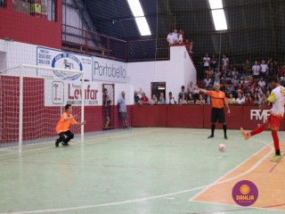 
<a style='margin-left: 5px;' class='btn btn-xs btn-social btn-facebook' href='https://www.facebook.com/sharer/sharer.php?u=https://ko-boladovale.web.getmuller.com.br/imgs/800-800-90/conteudo/fotos/1283/img2542.jpg' rel='popup' data-width='500' data-height='400'><i class='fa fa-facebook'></i>Compartilhar <span class='hidden-xs'>no Facebook</span>
</a> 
<a class='btn btn-default btn-xs' target='_blank' href='imgs/800-800-90/conteudo/fotos/1283/img2542.jpg'>
<span class='glyphicon glyphicon-cloud-download'></span> Salvar
</a> 
<span></span>