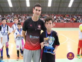 
<a style='margin-left: 5px;' class='btn btn-xs btn-social btn-facebook' href='https://www.facebook.com/sharer/sharer.php?u=https://ko-boladovale.web.getmuller.com.br/imgs/800-800-90/conteudo/fotos/1284/img2437.jpg' rel='popup' data-width='500' data-height='400'><i class='fa fa-facebook'></i>Compartilhar <span class='hidden-xs'>no Facebook</span>
</a> 
<a class='btn btn-default btn-xs' target='_blank' href='imgs/800-800-90/conteudo/fotos/1284/img2437.jpg'>
<span class='glyphicon glyphicon-cloud-download'></span> Salvar
</a> 
<span></span>