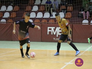 
<a style='margin-left: 5px;' class='btn btn-xs btn-social btn-facebook' href='https://www.facebook.com/sharer/sharer.php?u=https://ko-boladovale.web.getmuller.com.br/imgs/800-800-90/conteudo/fotos/1285/img4551.jpg' rel='popup' data-width='500' data-height='400'><i class='fa fa-facebook'></i>Compartilhar <span class='hidden-xs'>no Facebook</span>
</a> 
<a class='btn btn-default btn-xs' target='_blank' href='imgs/800-800-90/conteudo/fotos/1285/img4551.jpg'>
<span class='glyphicon glyphicon-cloud-download'></span> Salvar
</a> 
<span></span>