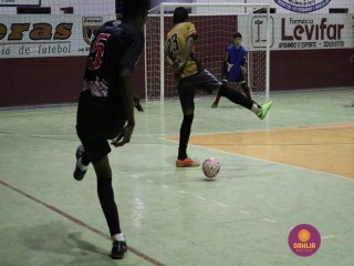 
<a style='margin-left: 5px;' class='btn btn-xs btn-social btn-facebook' href='https://www.facebook.com/sharer/sharer.php?u=https://ko-boladovale.web.getmuller.com.br/imgs/800-800-90/conteudo/fotos/1285/img4598.jpg' rel='popup' data-width='500' data-height='400'><i class='fa fa-facebook'></i>Compartilhar <span class='hidden-xs'>no Facebook</span>
</a> 
<a class='btn btn-default btn-xs' target='_blank' href='imgs/800-800-90/conteudo/fotos/1285/img4598.jpg'>
<span class='glyphicon glyphicon-cloud-download'></span> Salvar
</a> 
<span></span>