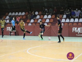 
<a style='margin-left: 5px;' class='btn btn-xs btn-social btn-facebook' href='https://www.facebook.com/sharer/sharer.php?u=https://ko-boladovale.web.getmuller.com.br/imgs/800-800-90/conteudo/fotos/1285/img4599.jpg' rel='popup' data-width='500' data-height='400'><i class='fa fa-facebook'></i>Compartilhar <span class='hidden-xs'>no Facebook</span>
</a> 
<a class='btn btn-default btn-xs' target='_blank' href='imgs/800-800-90/conteudo/fotos/1285/img4599.jpg'>
<span class='glyphicon glyphicon-cloud-download'></span> Salvar
</a> 
<span></span>