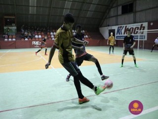 
<a style='margin-left: 5px;' class='btn btn-xs btn-social btn-facebook' href='https://www.facebook.com/sharer/sharer.php?u=https://ko-boladovale.web.getmuller.com.br/imgs/800-800-90/conteudo/fotos/1285/img4601.jpg' rel='popup' data-width='500' data-height='400'><i class='fa fa-facebook'></i>Compartilhar <span class='hidden-xs'>no Facebook</span>
</a> 
<a class='btn btn-default btn-xs' target='_blank' href='imgs/800-800-90/conteudo/fotos/1285/img4601.jpg'>
<span class='glyphicon glyphicon-cloud-download'></span> Salvar
</a> 
<span></span>