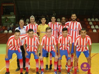 
<a style='margin-left: 5px;' class='btn btn-xs btn-social btn-facebook' href='https://www.facebook.com/sharer/sharer.php?u=https://ko-boladovale.web.getmuller.com.br/imgs/800-800-90/conteudo/fotos/1286/img4625.jpg' rel='popup' data-width='500' data-height='400'><i class='fa fa-facebook'></i>Compartilhar <span class='hidden-xs'>no Facebook</span>
</a> 
<a class='btn btn-default btn-xs' target='_blank' href='imgs/800-800-90/conteudo/fotos/1286/img4625.jpg'>
<span class='glyphicon glyphicon-cloud-download'></span> Salvar
</a> 
<span></span>