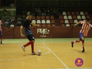 
<a style='margin-left: 5px;' class='btn btn-xs btn-social btn-facebook' href='https://www.facebook.com/sharer/sharer.php?u=https://ko-boladovale.web.getmuller.com.br/imgs/800-800-90/conteudo/fotos/1286/mg4717.jpg' rel='popup' data-width='500' data-height='400'><i class='fa fa-facebook'></i>Compartilhar <span class='hidden-xs'>no Facebook</span>
</a> 
<a class='btn btn-default btn-xs' target='_blank' href='imgs/800-800-90/conteudo/fotos/1286/mg4717.jpg'>
<span class='glyphicon glyphicon-cloud-download'></span> Salvar
</a> 
<span></span>