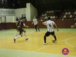 
<a style='margin-left: 5px;' class='btn btn-xs btn-social btn-facebook' href='https://www.facebook.com/sharer/sharer.php?u=https://ko-boladovale.web.getmuller.com.br/imgs/800-800-90/conteudo/fotos/1288/mg4985.jpg' rel='popup' data-width='500' data-height='400'><i class='fa fa-facebook'></i>Compartilhar <span class='hidden-xs'>no Facebook</span>
</a> 
<a class='btn btn-default btn-xs' target='_blank' href='imgs/800-800-90/conteudo/fotos/1288/mg4985.jpg'>
<span class='glyphicon glyphicon-cloud-download'></span> Salvar
</a> 
<span></span>