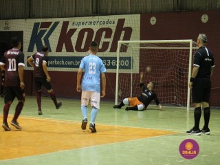 
<a style='margin-left: 5px;' class='btn btn-xs btn-social btn-facebook' href='https://www.facebook.com/sharer/sharer.php?u=https://ko-boladovale.web.getmuller.com.br/imgs/800-800-90/conteudo/fotos/1290/img7015.jpg' rel='popup' data-width='500' data-height='400'><i class='fa fa-facebook'></i>Compartilhar <span class='hidden-xs'>no Facebook</span>
</a> 
<a class='btn btn-default btn-xs' target='_blank' href='imgs/800-800-90/conteudo/fotos/1290/img7015.jpg'>
<span class='glyphicon glyphicon-cloud-download'></span> Salvar
</a> 
<span></span>