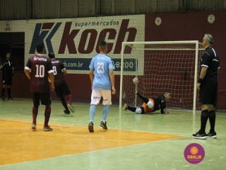 
<a style='margin-left: 5px;' class='btn btn-xs btn-social btn-facebook' href='https://www.facebook.com/sharer/sharer.php?u=https://ko-boladovale.web.getmuller.com.br/imgs/800-800-90/conteudo/fotos/1290/img7016.jpg' rel='popup' data-width='500' data-height='400'><i class='fa fa-facebook'></i>Compartilhar <span class='hidden-xs'>no Facebook</span>
</a> 
<a class='btn btn-default btn-xs' target='_blank' href='imgs/800-800-90/conteudo/fotos/1290/img7016.jpg'>
<span class='glyphicon glyphicon-cloud-download'></span> Salvar
</a> 
<span></span>