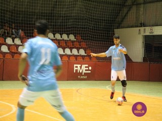 
<a style='margin-left: 5px;' class='btn btn-xs btn-social btn-facebook' href='https://www.facebook.com/sharer/sharer.php?u=https://ko-boladovale.web.getmuller.com.br/imgs/800-800-90/conteudo/fotos/1290/img7019.jpg' rel='popup' data-width='500' data-height='400'><i class='fa fa-facebook'></i>Compartilhar <span class='hidden-xs'>no Facebook</span>
</a> 
<a class='btn btn-default btn-xs' target='_blank' href='imgs/800-800-90/conteudo/fotos/1290/img7019.jpg'>
<span class='glyphicon glyphicon-cloud-download'></span> Salvar
</a> 
<span></span>