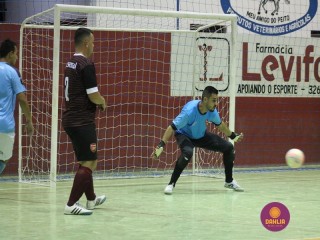 
<a style='margin-left: 5px;' class='btn btn-xs btn-social btn-facebook' href='https://www.facebook.com/sharer/sharer.php?u=https://ko-boladovale.web.getmuller.com.br/imgs/800-800-90/conteudo/fotos/1290/img7031.jpg' rel='popup' data-width='500' data-height='400'><i class='fa fa-facebook'></i>Compartilhar <span class='hidden-xs'>no Facebook</span>
</a> 
<a class='btn btn-default btn-xs' target='_blank' href='imgs/800-800-90/conteudo/fotos/1290/img7031.jpg'>
<span class='glyphicon glyphicon-cloud-download'></span> Salvar
</a> 
<span></span>