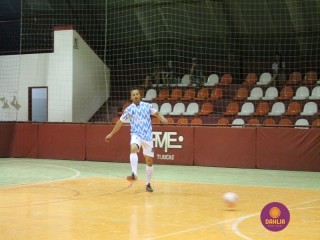 
<a style='margin-left: 5px;' class='btn btn-xs btn-social btn-facebook' href='https://www.facebook.com/sharer/sharer.php?u=https://ko-boladovale.web.getmuller.com.br/imgs/800-800-90/conteudo/fotos/1292/img7081.jpg' rel='popup' data-width='500' data-height='400'><i class='fa fa-facebook'></i>Compartilhar <span class='hidden-xs'>no Facebook</span>
</a> 
<a class='btn btn-default btn-xs' target='_blank' href='imgs/800-800-90/conteudo/fotos/1292/img7081.jpg'>
<span class='glyphicon glyphicon-cloud-download'></span> Salvar
</a> 
<span></span>