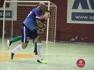 
<a style='margin-left: 5px;' class='btn btn-xs btn-social btn-facebook' href='https://www.facebook.com/sharer/sharer.php?u=https://ko-boladovale.web.getmuller.com.br/imgs/800-800-90/conteudo/fotos/1294/img5133.jpg' rel='popup' data-width='500' data-height='400'><i class='fa fa-facebook'></i>Compartilhar <span class='hidden-xs'>no Facebook</span>
</a> 
<a class='btn btn-default btn-xs' target='_blank' href='imgs/800-800-90/conteudo/fotos/1294/img5133.jpg'>
<span class='glyphicon glyphicon-cloud-download'></span> Salvar
</a> 
<span></span>