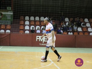 
<a style='margin-left: 5px;' class='btn btn-xs btn-social btn-facebook' href='https://www.facebook.com/sharer/sharer.php?u=https://ko-boladovale.web.getmuller.com.br/imgs/800-800-90/conteudo/fotos/1295/img5155.jpg' rel='popup' data-width='500' data-height='400'><i class='fa fa-facebook'></i>Compartilhar <span class='hidden-xs'>no Facebook</span>
</a> 
<a class='btn btn-default btn-xs' target='_blank' href='imgs/800-800-90/conteudo/fotos/1295/img5155.jpg'>
<span class='glyphicon glyphicon-cloud-download'></span> Salvar
</a> 
<span></span>