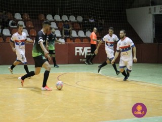 
<a style='margin-left: 5px;' class='btn btn-xs btn-social btn-facebook' href='https://www.facebook.com/sharer/sharer.php?u=https://ko-boladovale.web.getmuller.com.br/imgs/800-800-90/conteudo/fotos/1295/img5170.jpg' rel='popup' data-width='500' data-height='400'><i class='fa fa-facebook'></i>Compartilhar <span class='hidden-xs'>no Facebook</span>
</a> 
<a class='btn btn-default btn-xs' target='_blank' href='imgs/800-800-90/conteudo/fotos/1295/img5170.jpg'>
<span class='glyphicon glyphicon-cloud-download'></span> Salvar
</a> 
<span></span>