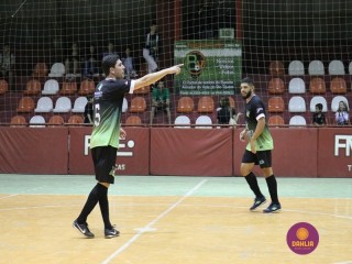 
<a style='margin-left: 5px;' class='btn btn-xs btn-social btn-facebook' href='https://www.facebook.com/sharer/sharer.php?u=https://ko-boladovale.web.getmuller.com.br/imgs/800-800-90/conteudo/fotos/1295/img5171.jpg' rel='popup' data-width='500' data-height='400'><i class='fa fa-facebook'></i>Compartilhar <span class='hidden-xs'>no Facebook</span>
</a> 
<a class='btn btn-default btn-xs' target='_blank' href='imgs/800-800-90/conteudo/fotos/1295/img5171.jpg'>
<span class='glyphicon glyphicon-cloud-download'></span> Salvar
</a> 
<span></span>