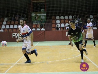 
<a style='margin-left: 5px;' class='btn btn-xs btn-social btn-facebook' href='https://www.facebook.com/sharer/sharer.php?u=https://ko-boladovale.web.getmuller.com.br/imgs/800-800-90/conteudo/fotos/1295/img5188.jpg' rel='popup' data-width='500' data-height='400'><i class='fa fa-facebook'></i>Compartilhar <span class='hidden-xs'>no Facebook</span>
</a> 
<a class='btn btn-default btn-xs' target='_blank' href='imgs/800-800-90/conteudo/fotos/1295/img5188.jpg'>
<span class='glyphicon glyphicon-cloud-download'></span> Salvar
</a> 
<span></span>