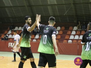 
<a style='margin-left: 5px;' class='btn btn-xs btn-social btn-facebook' href='https://www.facebook.com/sharer/sharer.php?u=https://ko-boladovale.web.getmuller.com.br/imgs/800-800-90/conteudo/fotos/1295/img5191.jpg' rel='popup' data-width='500' data-height='400'><i class='fa fa-facebook'></i>Compartilhar <span class='hidden-xs'>no Facebook</span>
</a> 
<a class='btn btn-default btn-xs' target='_blank' href='imgs/800-800-90/conteudo/fotos/1295/img5191.jpg'>
<span class='glyphicon glyphicon-cloud-download'></span> Salvar
</a> 
<span></span>