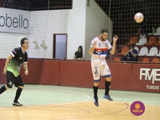 
<a style='margin-left: 5px;' class='btn btn-xs btn-social btn-facebook' href='https://www.facebook.com/sharer/sharer.php?u=https://ko-boladovale.web.getmuller.com.br/imgs/800-800-90/conteudo/fotos/1295/img5201.jpg' rel='popup' data-width='500' data-height='400'><i class='fa fa-facebook'></i>Compartilhar <span class='hidden-xs'>no Facebook</span>
</a> 
<a class='btn btn-default btn-xs' target='_blank' href='imgs/800-800-90/conteudo/fotos/1295/img5201.jpg'>
<span class='glyphicon glyphicon-cloud-download'></span> Salvar
</a> 
<span></span>