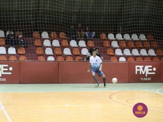 
<a style='margin-left: 5px;' class='btn btn-xs btn-social btn-facebook' href='https://www.facebook.com/sharer/sharer.php?u=https://ko-boladovale.web.getmuller.com.br/imgs/800-800-90/conteudo/fotos/1296/img5384.jpg' rel='popup' data-width='500' data-height='400'><i class='fa fa-facebook'></i>Compartilhar <span class='hidden-xs'>no Facebook</span>
</a> 
<a class='btn btn-default btn-xs' target='_blank' href='imgs/800-800-90/conteudo/fotos/1296/img5384.jpg'>
<span class='glyphicon glyphicon-cloud-download'></span> Salvar
</a> 
<span></span>