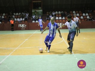 
<a style='margin-left: 5px;' class='btn btn-xs btn-social btn-facebook' href='https://www.facebook.com/sharer/sharer.php?u=https://ko-boladovale.web.getmuller.com.br/imgs/800-800-90/conteudo/fotos/1296/img5386.jpg' rel='popup' data-width='500' data-height='400'><i class='fa fa-facebook'></i>Compartilhar <span class='hidden-xs'>no Facebook</span>
</a> 
<a class='btn btn-default btn-xs' target='_blank' href='imgs/800-800-90/conteudo/fotos/1296/img5386.jpg'>
<span class='glyphicon glyphicon-cloud-download'></span> Salvar
</a> 
<span></span>