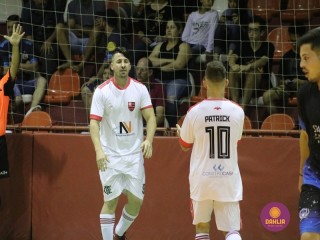 
<a style='margin-left: 5px;' class='btn btn-xs btn-social btn-facebook' href='https://www.facebook.com/sharer/sharer.php?u=https://ko-boladovale.web.getmuller.com.br/imgs/800-800-90/conteudo/fotos/1297/img5458.jpg' rel='popup' data-width='500' data-height='400'><i class='fa fa-facebook'></i>Compartilhar <span class='hidden-xs'>no Facebook</span>
</a> 
<a class='btn btn-default btn-xs' target='_blank' href='imgs/800-800-90/conteudo/fotos/1297/img5458.jpg'>
<span class='glyphicon glyphicon-cloud-download'></span> Salvar
</a> 
<span></span>